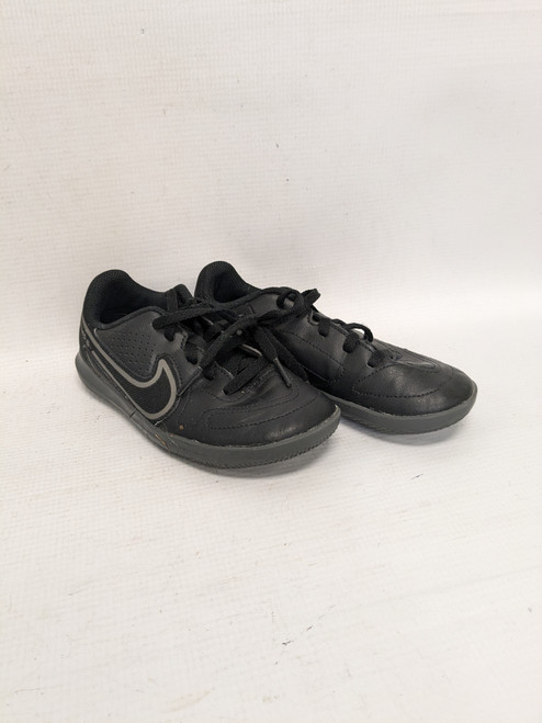 Vist Large View of Product Image Which is Used Nike Soccer Indoor Shoes Black Youth 11.0