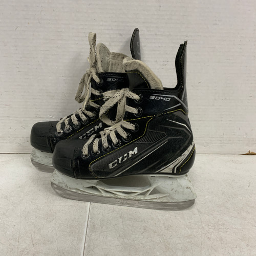Vist Large View of Product Image Which is Used CCM TACKS 9040 Youth Hockey Skate Youth 13.0
