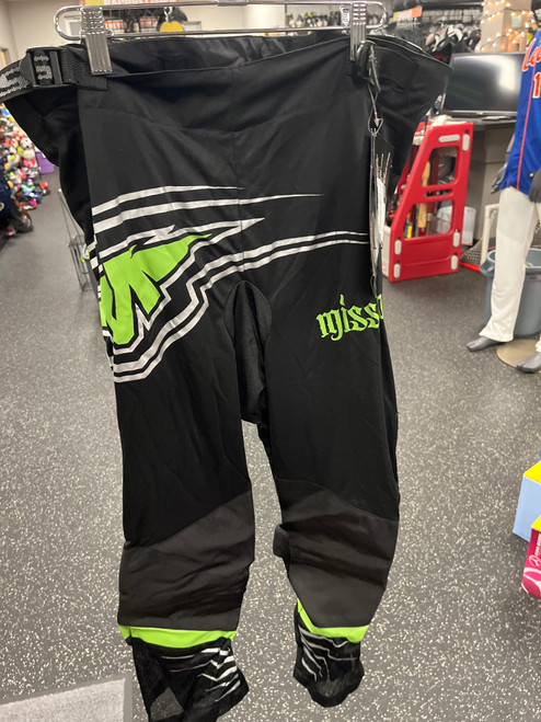 Used Mission AXIOM T6 STR HCKY PNT Youth Roller Pant Black LG 11801-S000035720