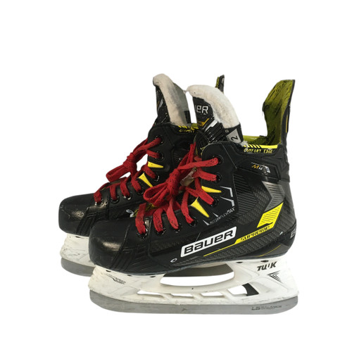 Vist Large View of Product Image Which is Used Bauer BAUER SUPREME M4 Junior Hockey Skate Junior 02