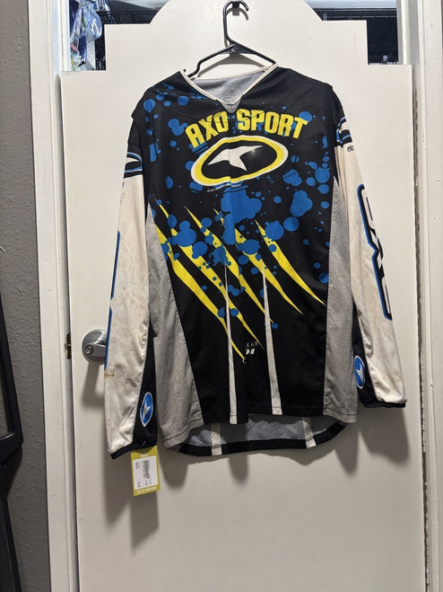 Vist Large View of Product Image Which is Used Adult Top Red XL