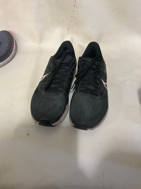 Vist Large View of Product Image Which is Used Nike Running/X-Train Shoes M Black Senior 11