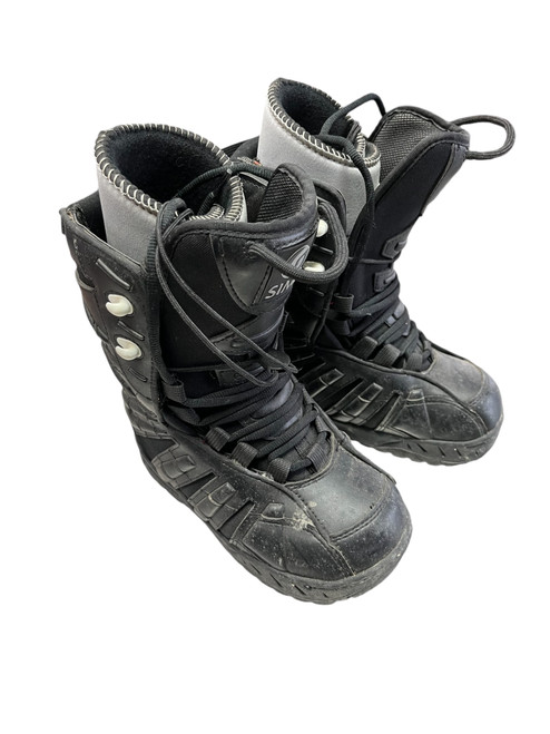 Vist Large View of Product Image Which is Used Sims CALIBER SZ 2 BLACK Boys Snowboard Boots Black Junior 02