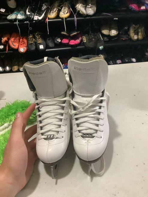 Vist Large View of Product Image Which is Riedell Skates Junior Figure Skates