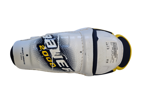 Vist Large View of Product Image Which is Used Bauer 2000 SHIN GUARDS Youth Shin Guards White 9" 11617-S000316968