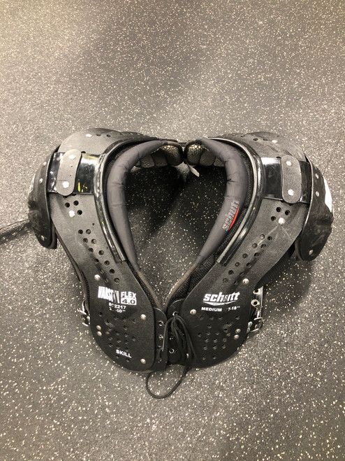 Used Schutt VARSITY FLEX 4.0 SKILL FB Shoulder Pads Black MD 11726-S000274004