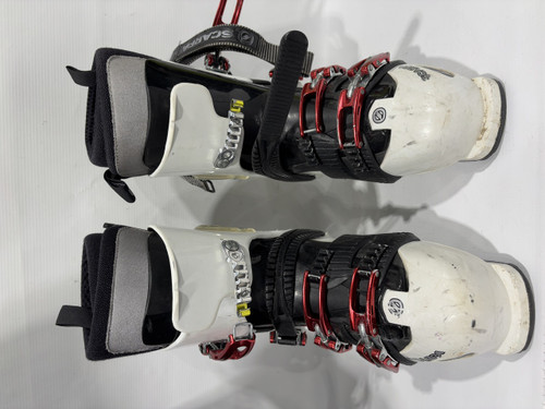 Used Scarpa TORNADO Womens DH Ski Boot White 260 MP - M08 - W09 11847-S000022926