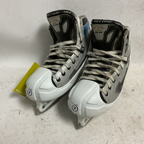 Used CCM VECTOR V6.0 Senior Goalie Skate Senior 7 11855-S000176954