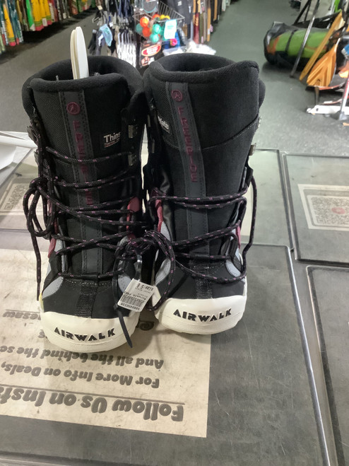 Vist Large View of Product Image Which is Used Airwalk FREERIDE Womens Snowboard Boots Black Senior 6 10743-S000450339