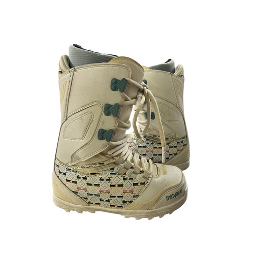 Vist Large View of Product Image Which is Used ThirtyTwo W LASHED Womens Snowboard Boots White Senior 7 11820-S000036008