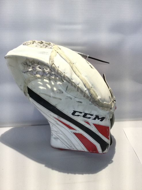 Used CCM E4.5 Junior Goalie Catcher White 11870-S000011417