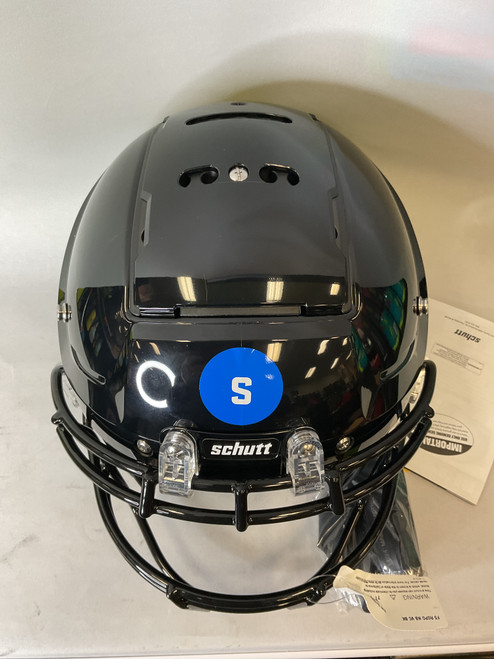 New Schutt F7 Youth Small