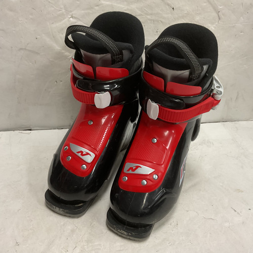 Vist Large View of Product Image Which is Used Nordica FIREARROW TEAM 1 Boys DH Ski Boot Black And Red 195 MP - Y13 11855-S000177298