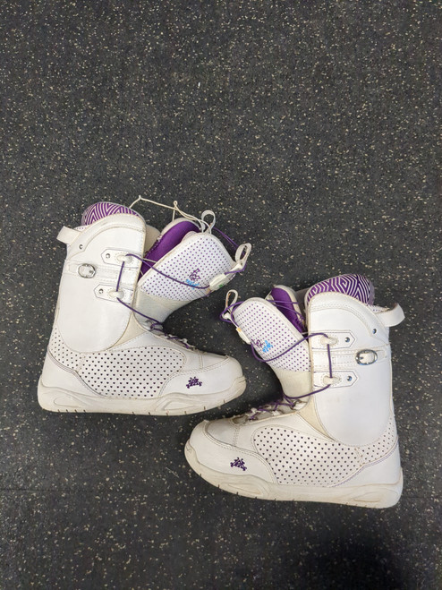 Vist Large View of Product Image Which is Used K2 MINK Womens Snowboard Boots White Senior 7