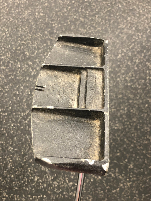 Vist Large View of Product Image Which is Used STAND UP Mens Putter RH