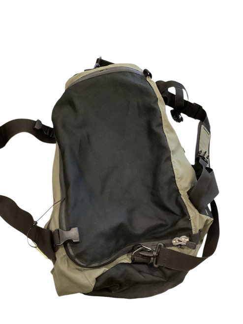 Vist Large View of Product Image Which is Used Columbia Medium Equipment Bag 11884-S000040839