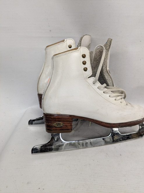 Vist Large View of Product Image Which is Used Riedell FIGURE SKATES Girls Figure Skate White Junior 03.5