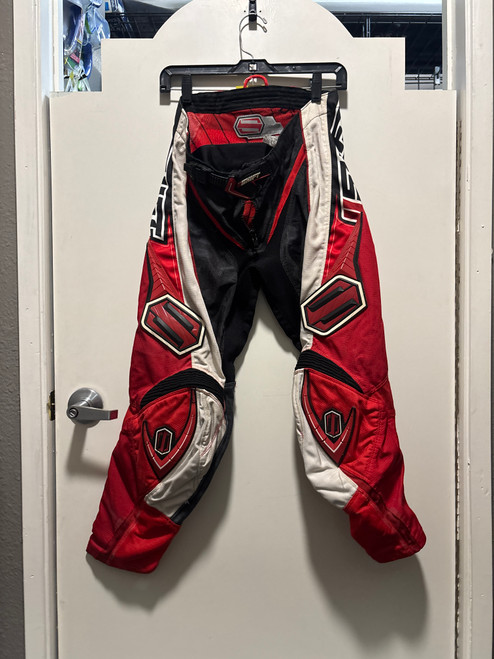 Vist Large View of Product Image Which is Used Adult Bottom Red MD