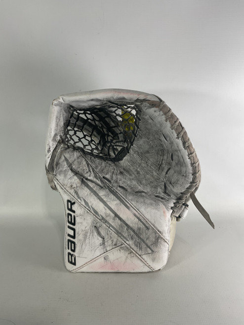 Vist Large View of Product Image Which is Used Bauer 3X VAPOR Inter Goalie Catcher White