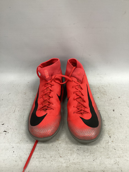 Vist Large View of Product Image Which is Used Nike Futsal Shoes Red Senior 7.5