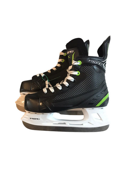 Used STRYKER Junior Hockey Skate Junior 03 11706-S000330845