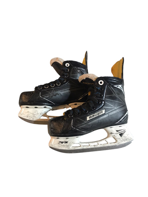 Vist Large View of Product Image Which is Used Bauer S160 Junior Hockey Skate Junior 01
