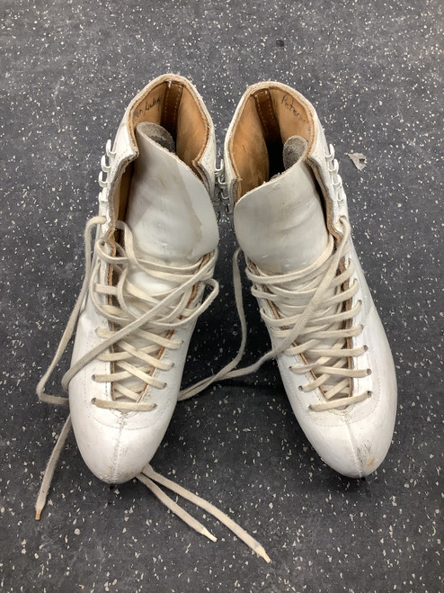 Vist Large View of Product Image Which is Used Riedell WomensFigure Skate White Senior 5