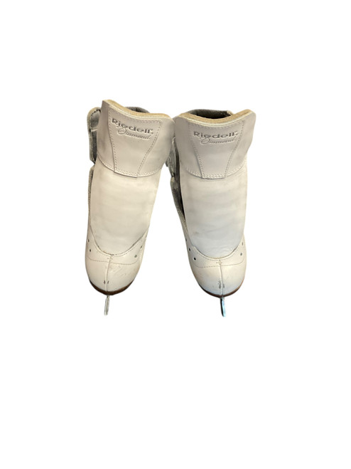 Vist Large View of Product Image Which is Used Riedell RIEDELL DIAMOND SZ 2.5 FIGURE SKATES Girls Figure Skate White Junior 02.5