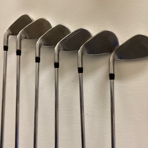 Vist Large View of Product Image Which is Used Callaway STEELHEAD XR 6PC IRON SET RH Mens Iron Set RH 4I-9I