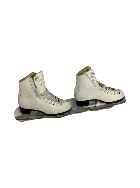 Vist Large View of Product Image Which is Used WINTER CLUB Girls Figure Skate White Junior 04.5