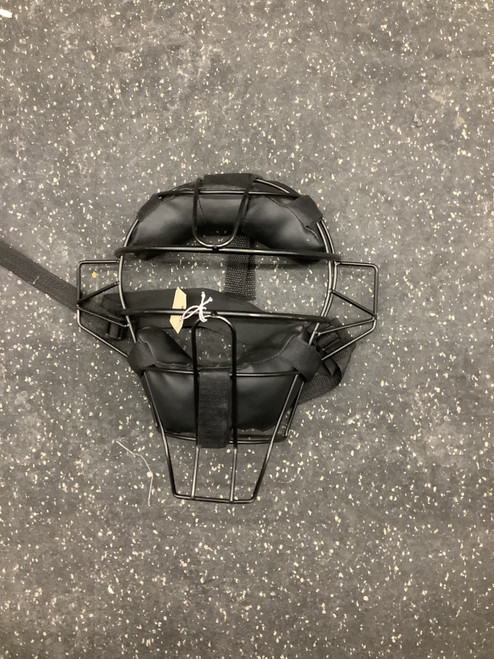 Vist Large View of Product Image Which is Used Umpire Mask