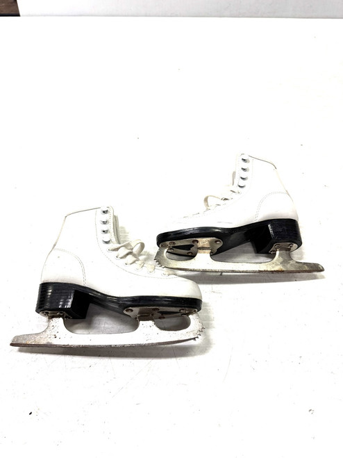 Vist Large View of Product Image Which is Used DBX Girls Figure Skate White Junior 01
