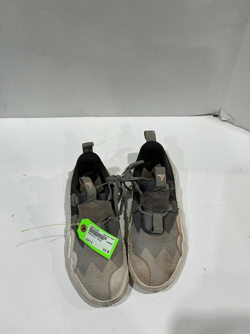 Vist Large View of Product Image Which is Used Basketball Shoes M None Senior 8