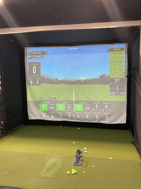 Vist Large View of Product Image Which is New GOLF SIM 60MINS 11834-PIAGOLFSIMM60