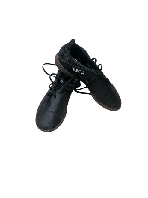 Vist Large View of Product Image Which is Used Adidas PREDATOR Indoor Soccer Shoes Size 5