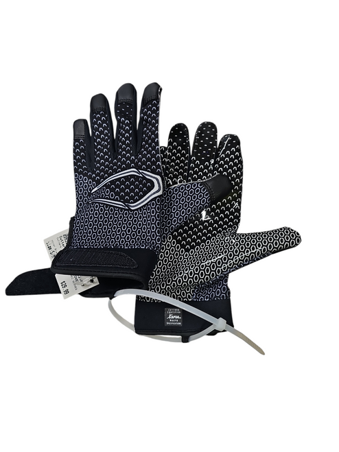 Used Cutters ADULT REC GLOVES FB Gloves Black S/M 11708-S000175225