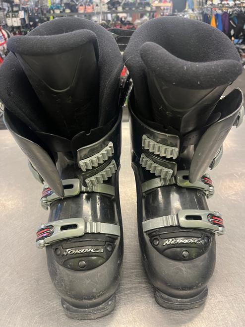 Vist Large View of Product Image Which is Used Nordica B7 Mens DH Ski Boot Black 300 MP - M12