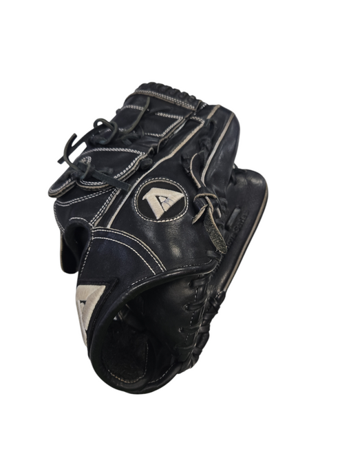 Used Akadema TORINO SERIES BB/SB Glove RH Throw Black 12" 11617-S000320041