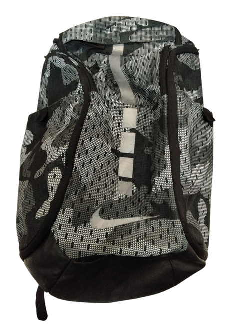 Vist Large View of Product Image Which is Used Nike Elite Player Backpack