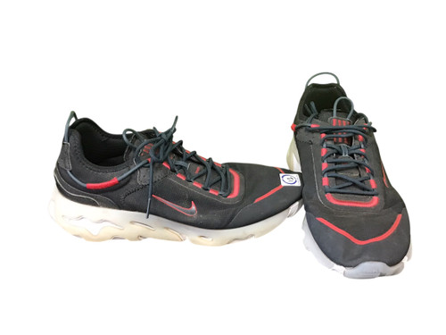 Vist Large View of Product Image Which is USED NIKE BASKETBALL SHOES M RED SENIOR 12