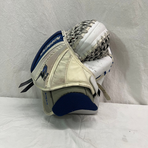 Vist Large View of Product Image Which is Used Vaughn V7 PRO XR Senior Goalie Catcher White And Navy Blue 11651-S000393255