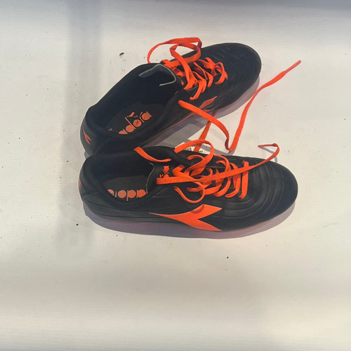 Used Diadora Soccer Cleats Black Junior 04 11878-S000016194