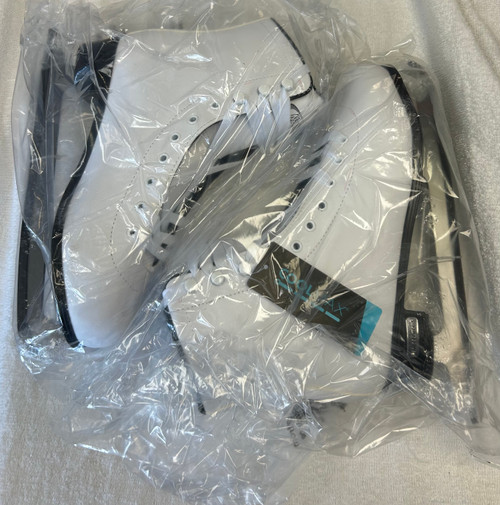 Vist Large View of Product Image Which is NATTORK 830 Women's Figure Skate White Size 9 New