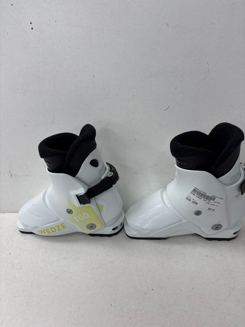 Vist Large View of Product Image Which is Used WEDZE 100 Boys DH Ski Boot White 185 MP - Y12