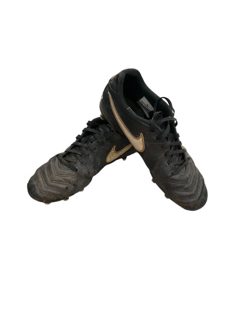 Used Nike Tiempo Soccer Cleats Junior 05.5 11733-S000183217