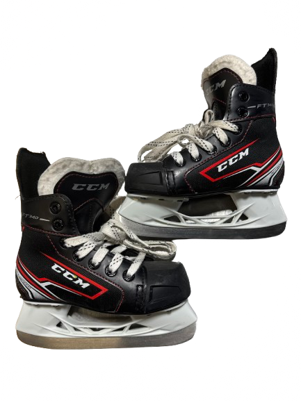 Vist Large View of Product Image Which is Used CCM JETSPEED Youth Hockey Skate Youth 12.0