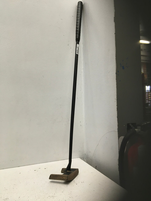 Vist Large View of Product Image Which is Used Mens Putter RH