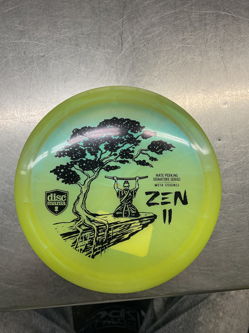 Vist Large View of Product Image Which is Used Discmania Zen II