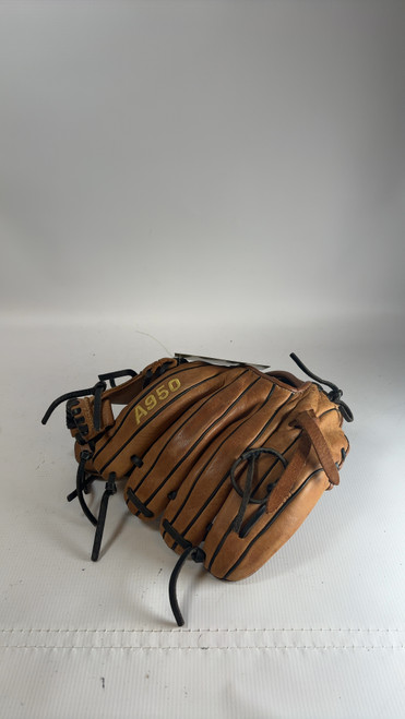Vist Large View of Product Image Which is Used Wilson A950 BB/SB Glove RH Throw Brown 11 1/2"