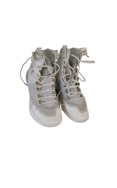 Vist Large View of Product Image Which is Used Under Armour Basketball Shoes M White Senior 9